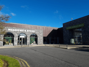 Dove Hill Shopping Village